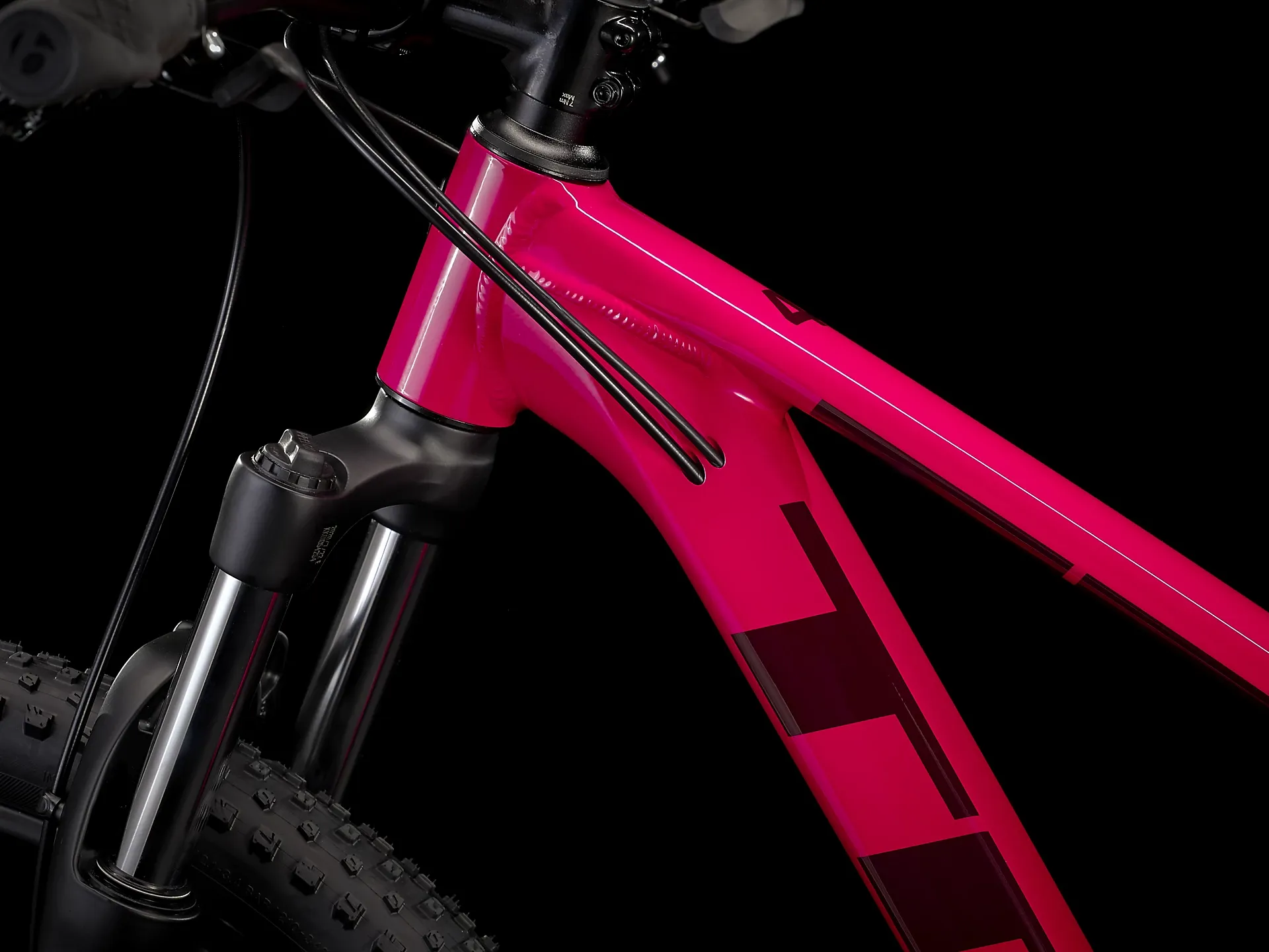 Trek magenta bike outlet