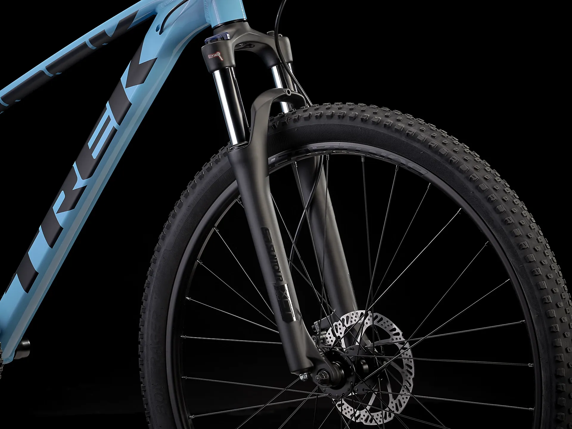 2022 Trek Marlin 5 Med 29er Mountain Bike in Blue